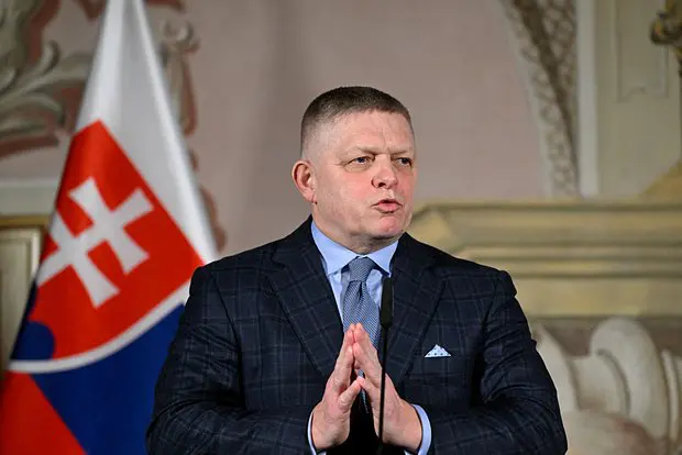 Роберт Фицо
